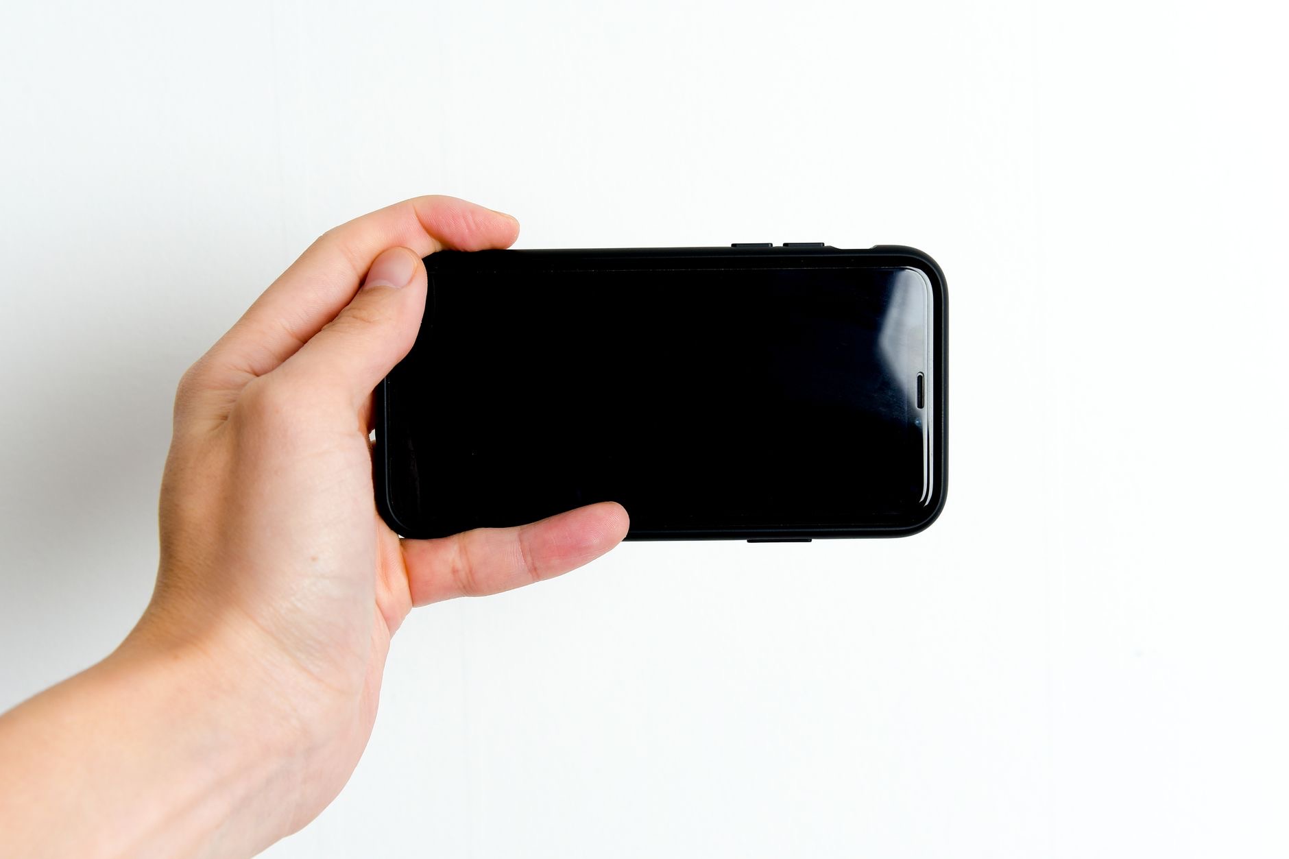 Is the iPhone SE Worth Buying in 2026?