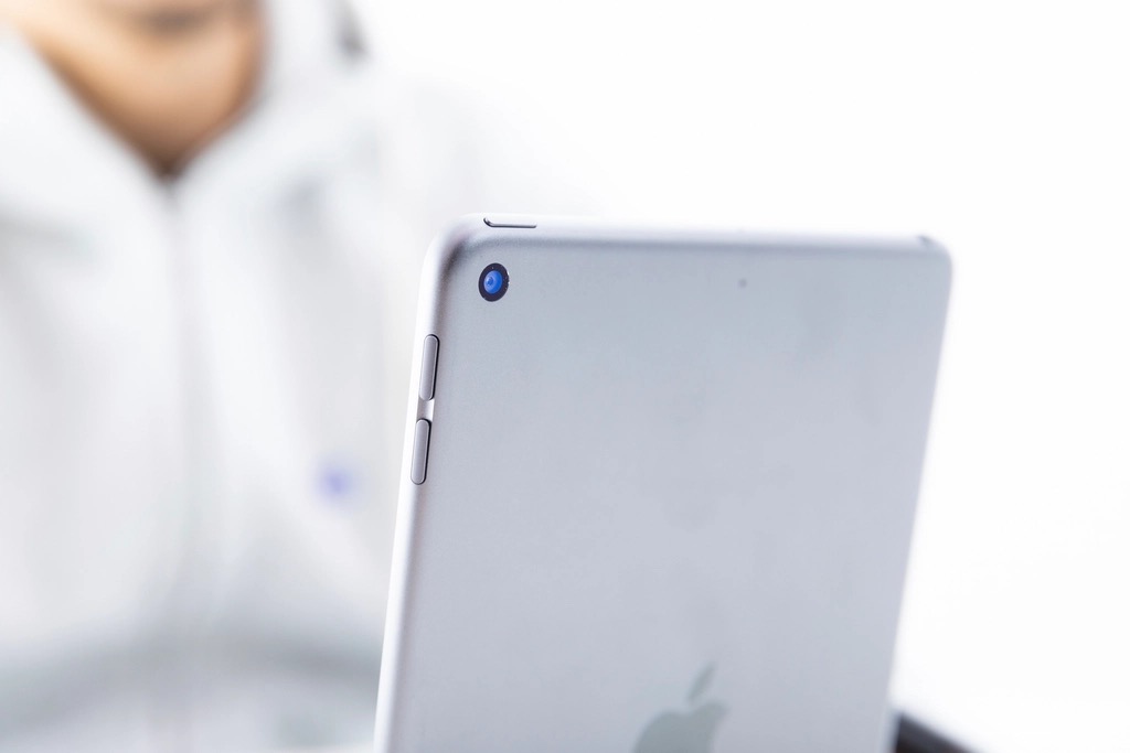 Touchscreen MacBook: Why Apple Finally Caved
