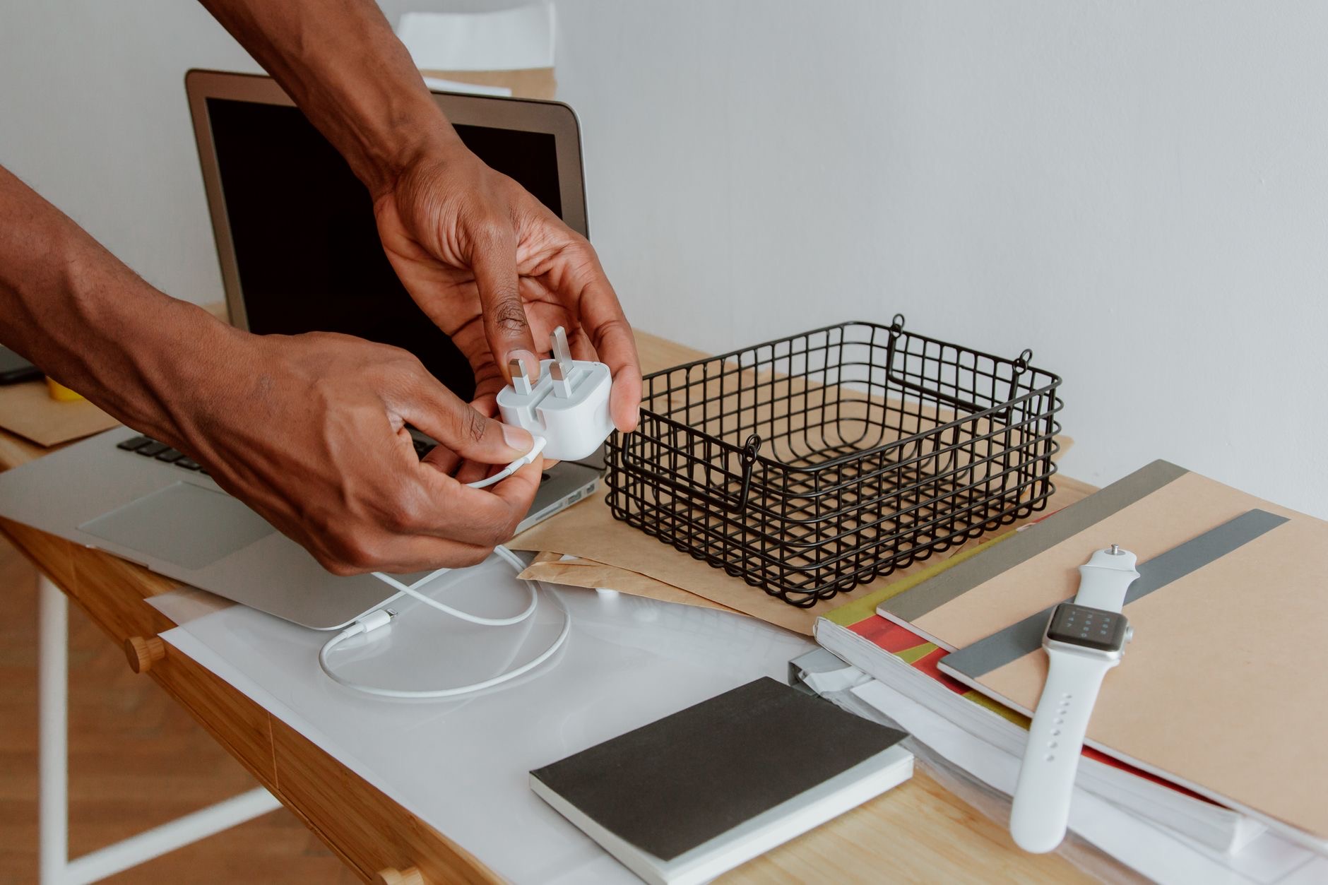 A cable-free workspace