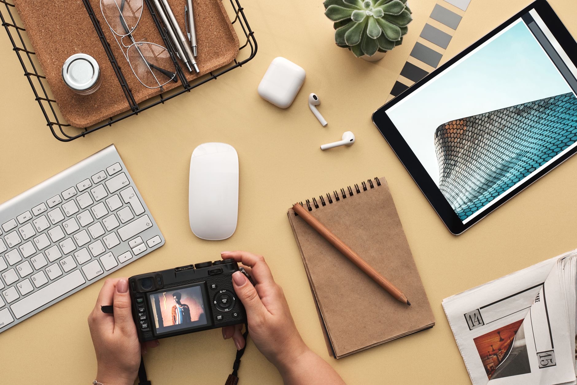 The Coolest Tech Gadgets Every Apple User Should Try