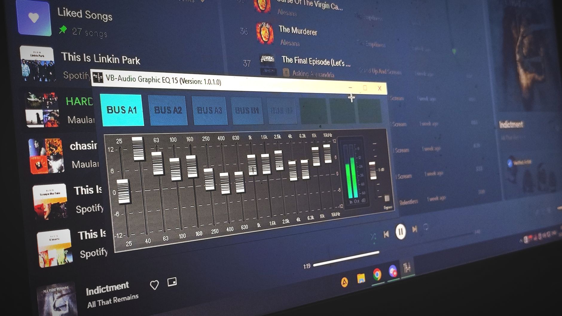Selecting audio output on a Mac