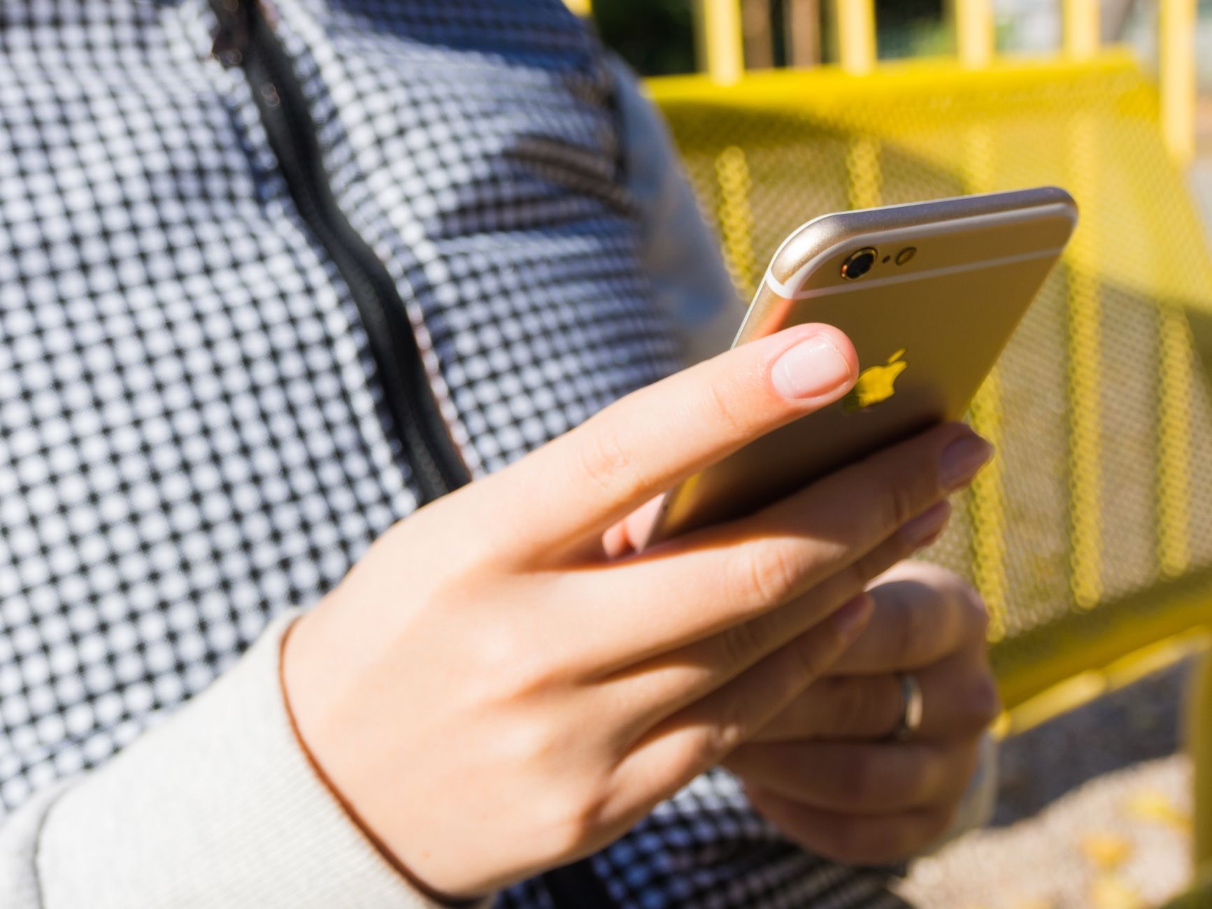 How to Fix iMessage Not Syncing Across Your Devices