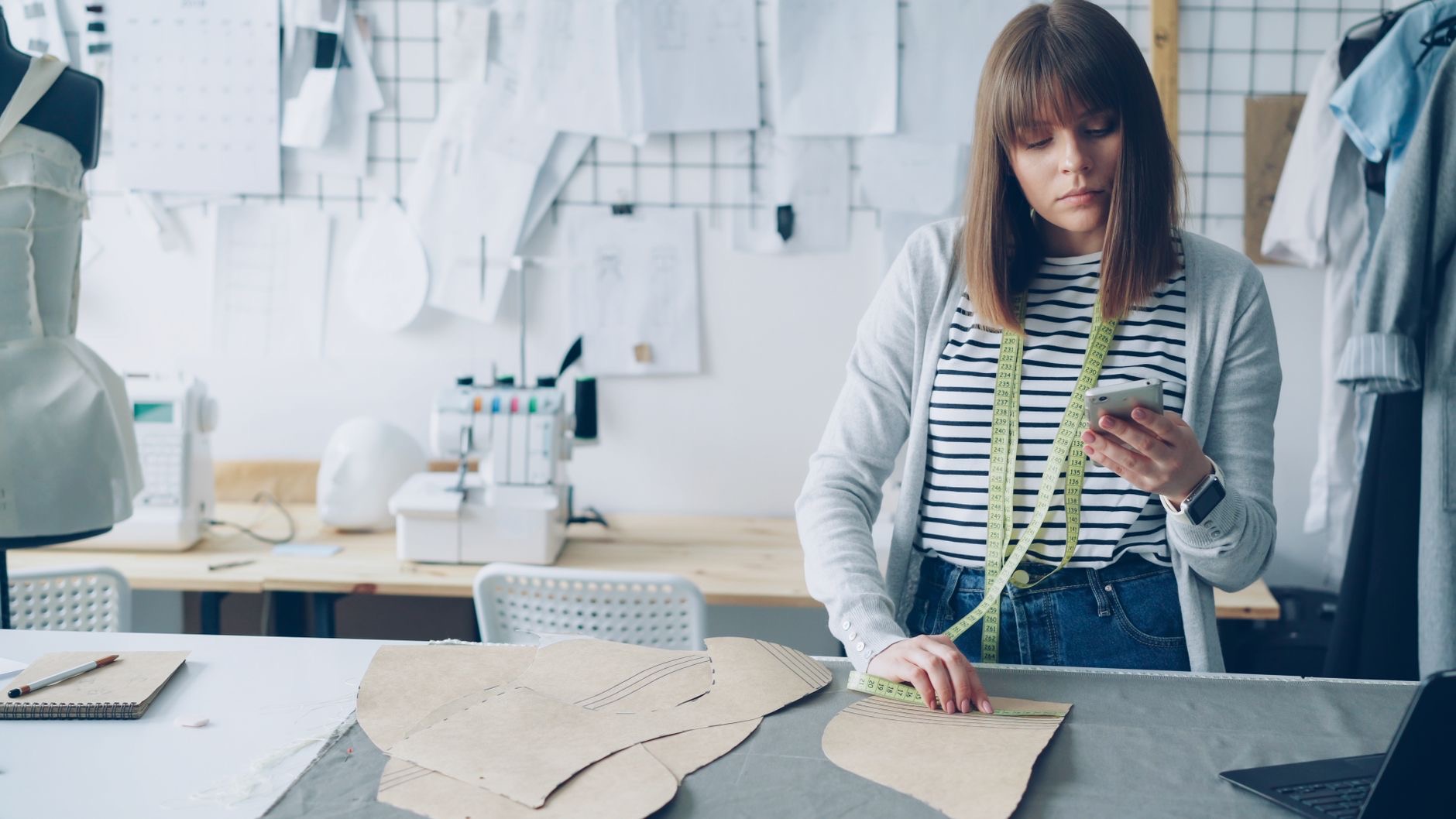 How to Measure Things With Your iPhone (No Tape Measure Needed)