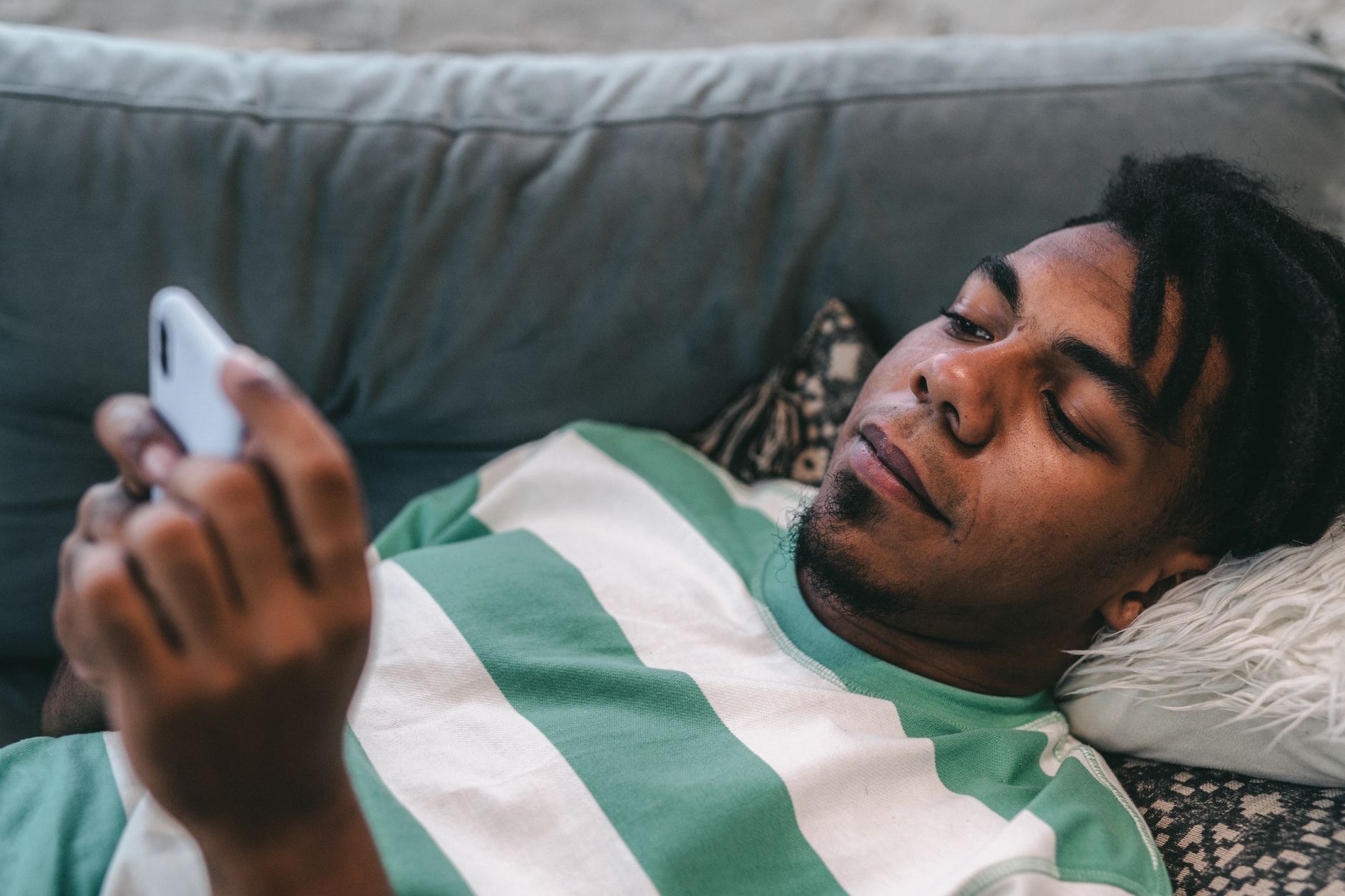How to Reduce Screen Time and Break Phone Addiction