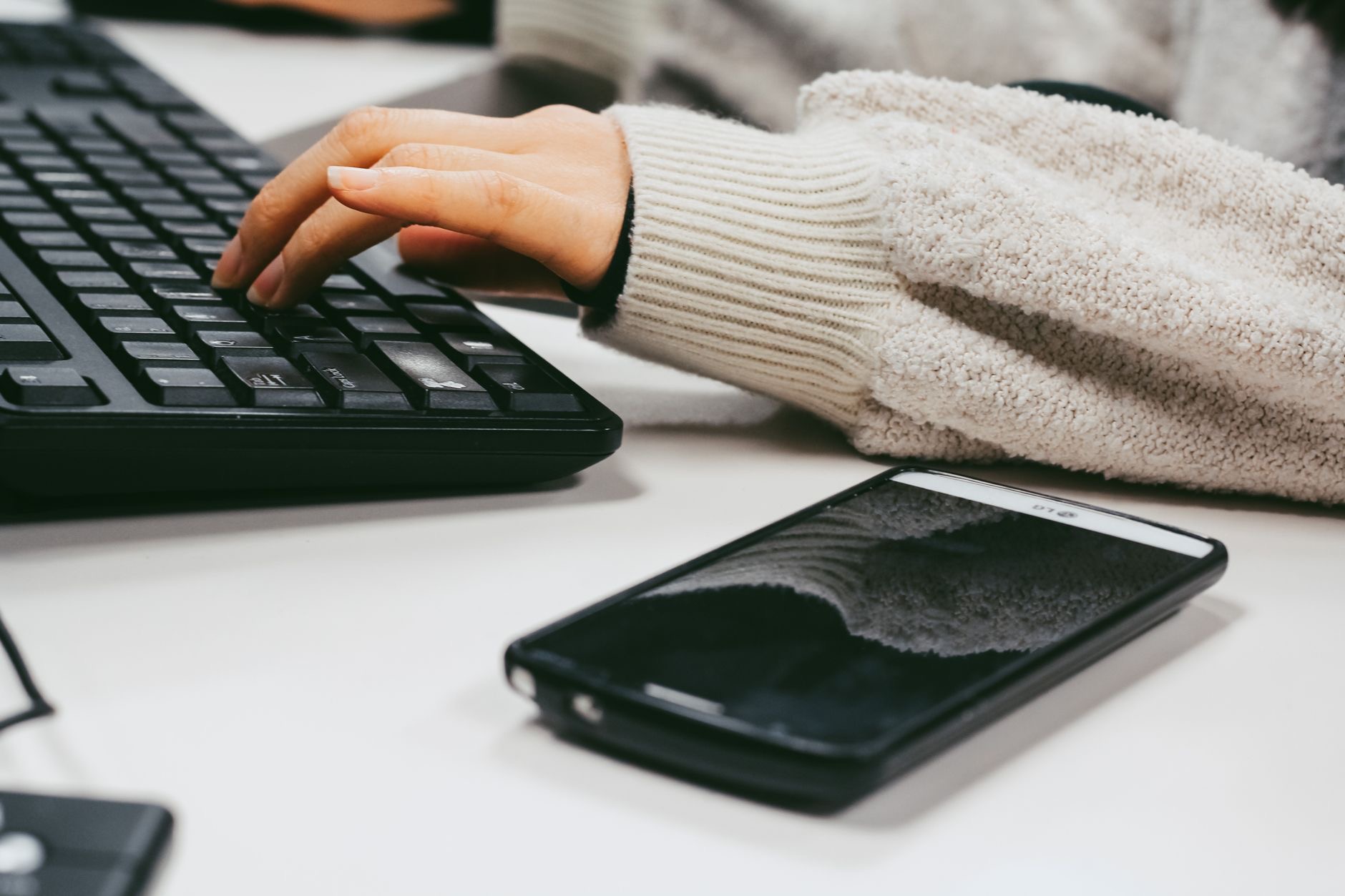 How to Turn Off Autocorrect on iPhone (or Make It Better)