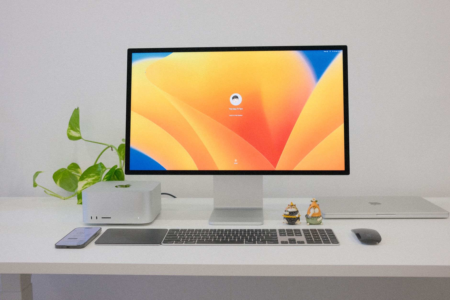 A desk with trackpad and keyboard
