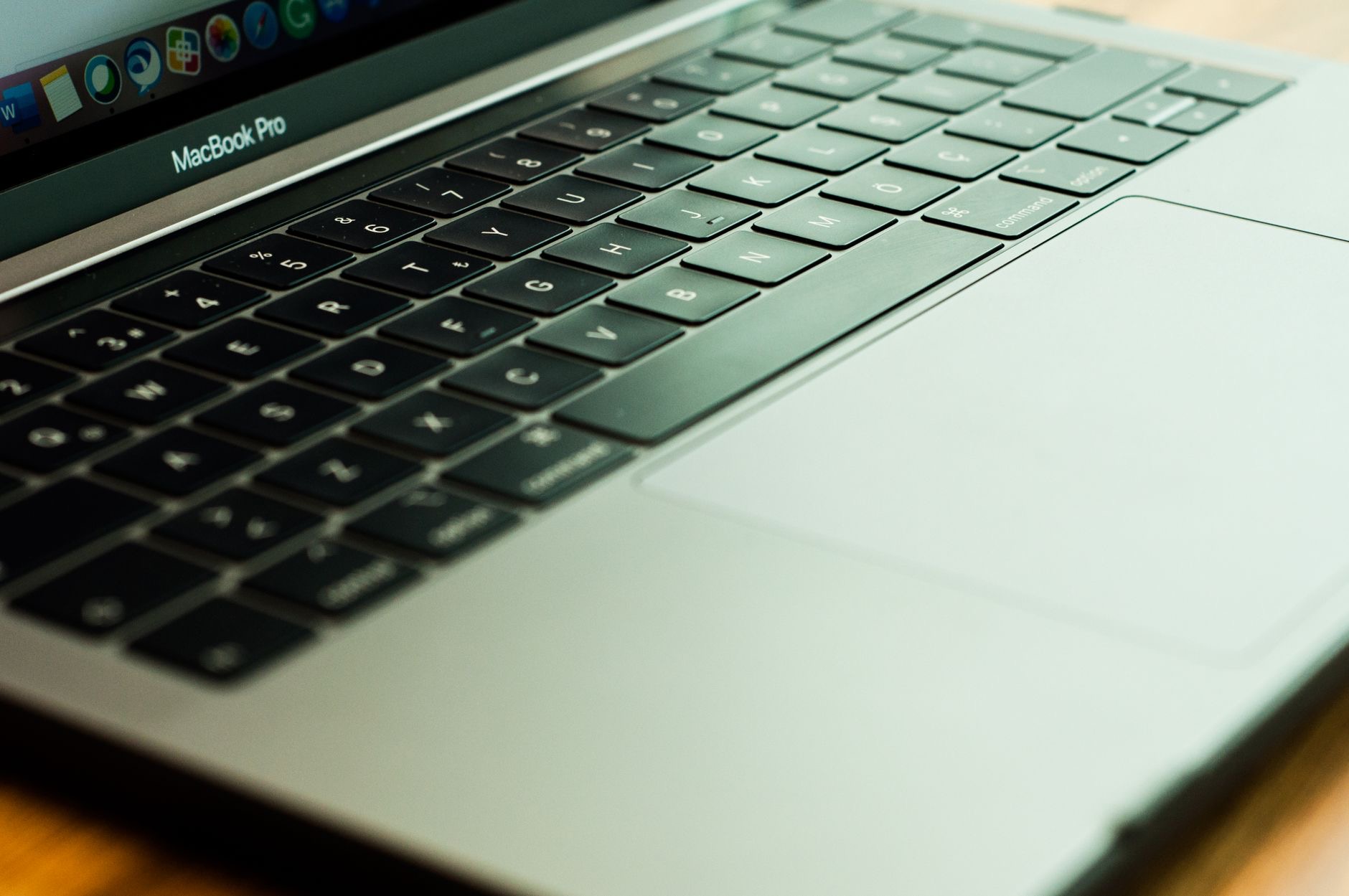 12 Mac Trackpad Gestures That Speed Up Everything