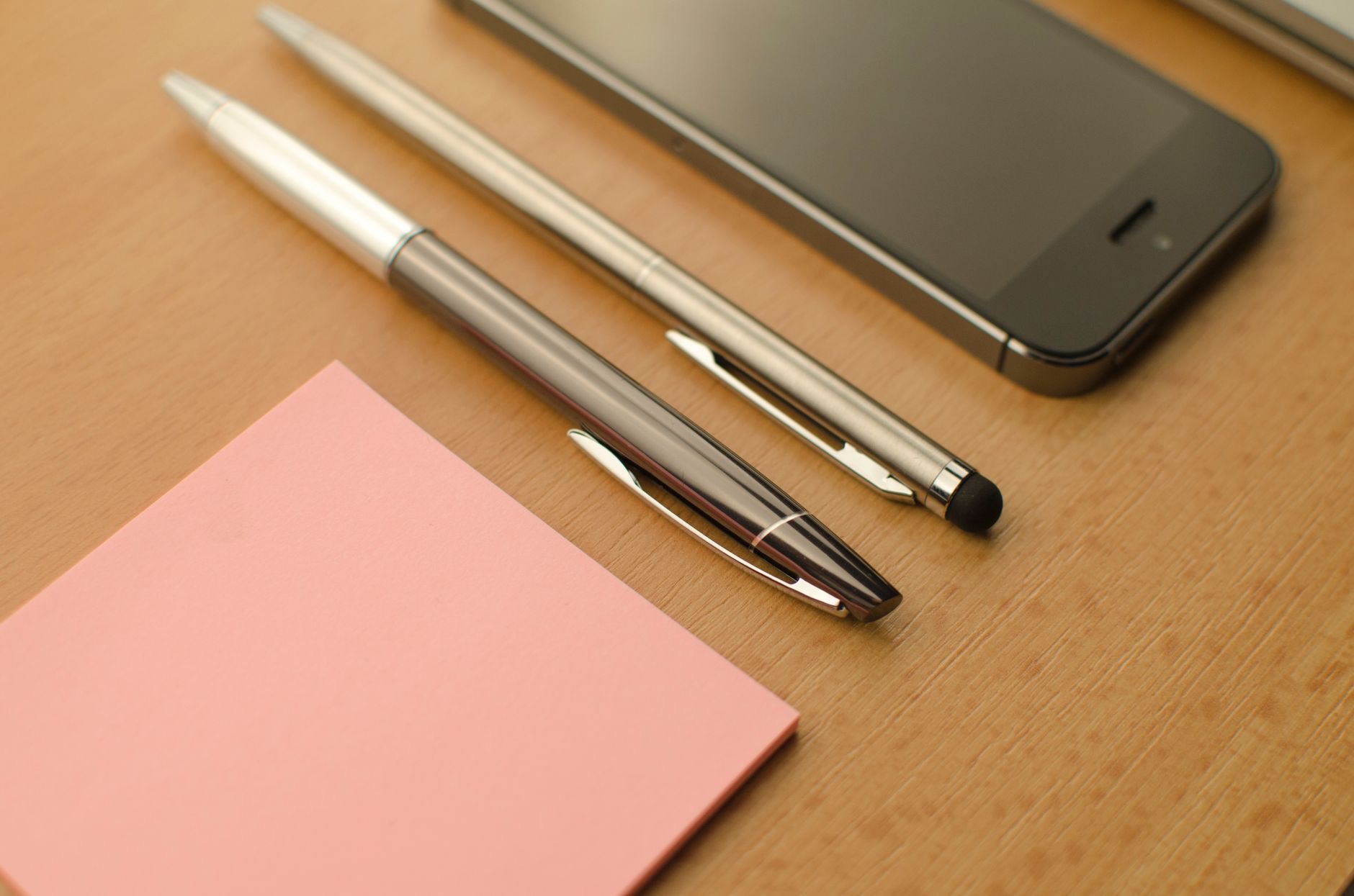 Apple Pencil options on a desk